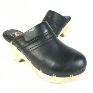 Aldo clogs leather